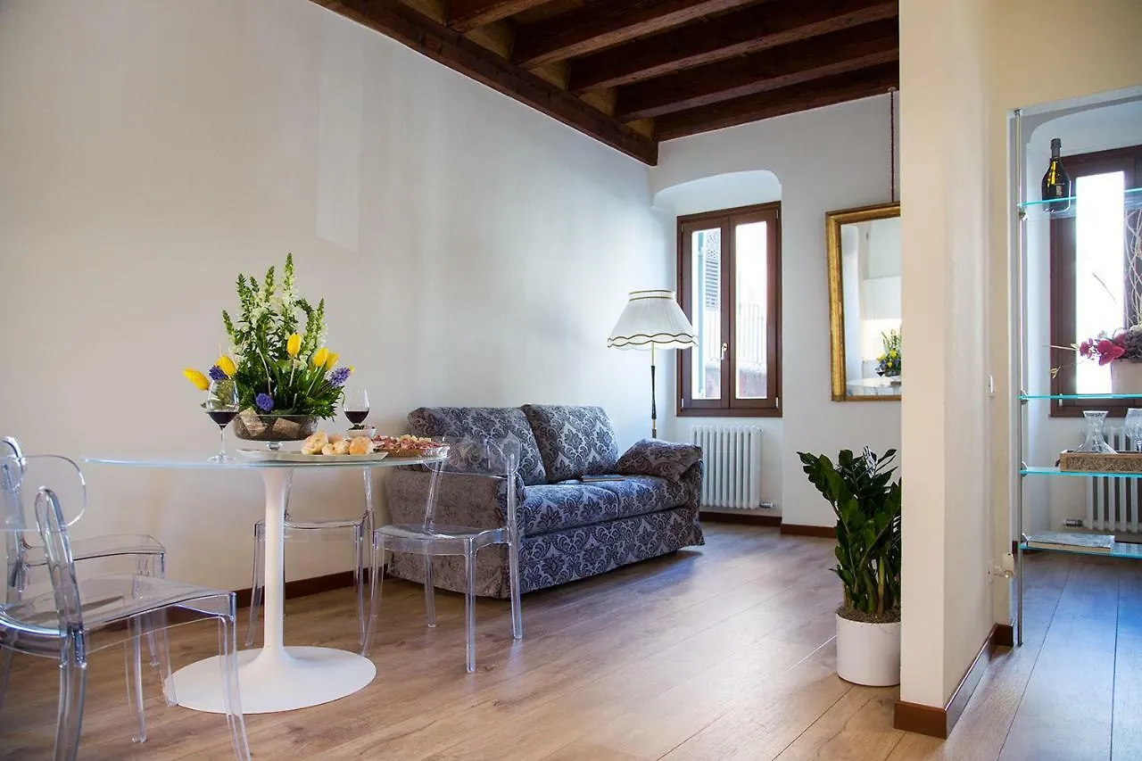 Residenza Duomo3 - Apartments Verona Italia