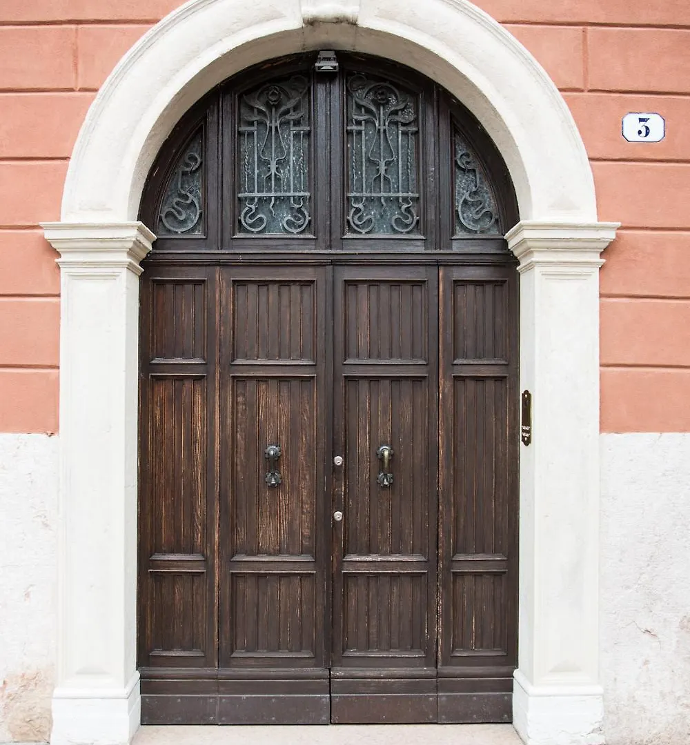 Residenza Duomo3 - Apartments Verona 0*,  Italy